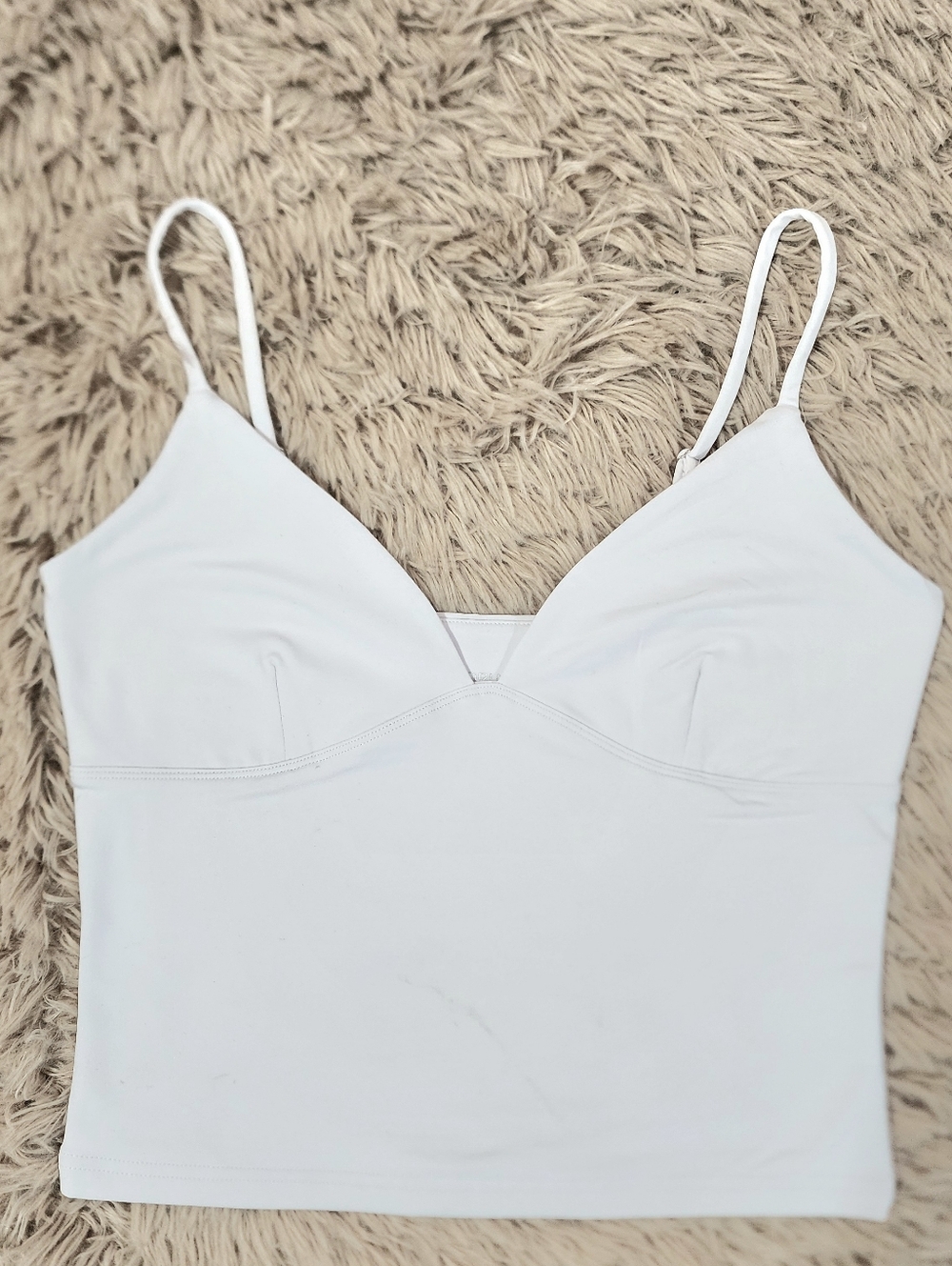 REORIA Butsmooth® Womens Sexy V-Neck, White Double Lined Cropped Tank Top